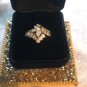 Va VA Va Voom Gorgeous 2 carat diamond ring💍